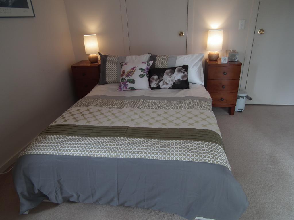 Frenchs Forest Bed And Breakfast Сидни Стая снимка